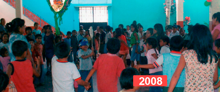 Lucha contra la desnutrición infantil. Niños en extrema pobreza en Perú, 2008