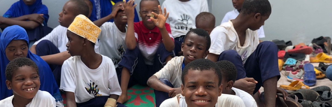 niñas y niños en escuela de Senegal | Inclusión educativa