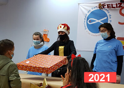 Integración social: celebración fiesta de reyes en Madrid 2021